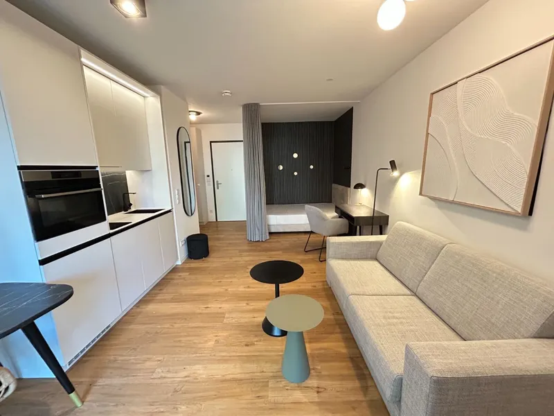 Vollmöbliertes Design-Apartment inkl. Einbauküche & Terrasse | kurzfristig verfügbar — photo 1